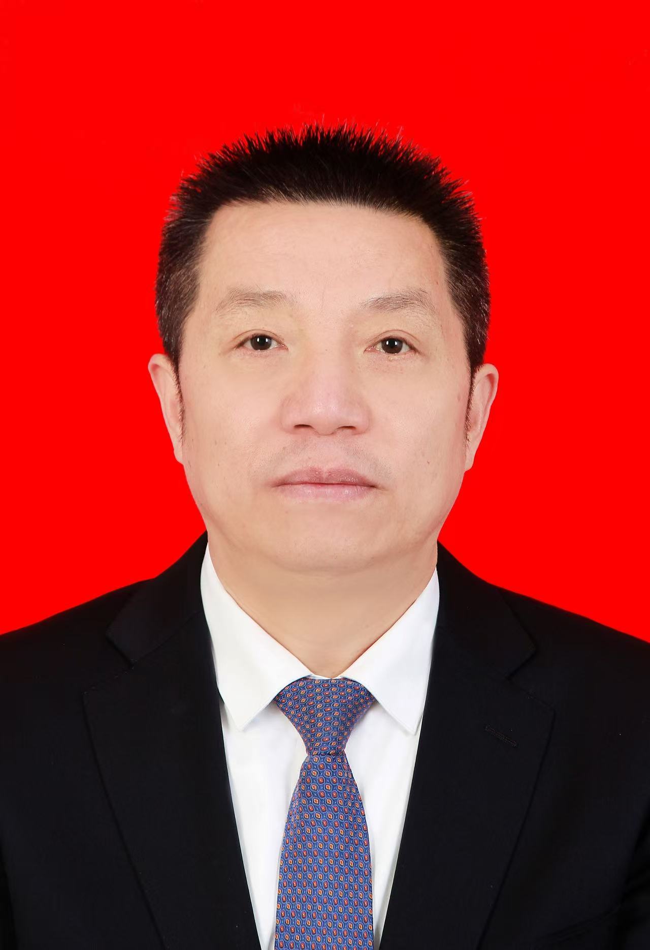 杨光辉